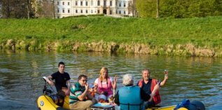 Cruise through the historic centre of Olomouc on an engine-powered raft 